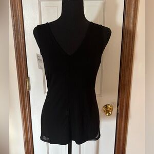 Red by BKE Black V-Neck Mesh Tank Top